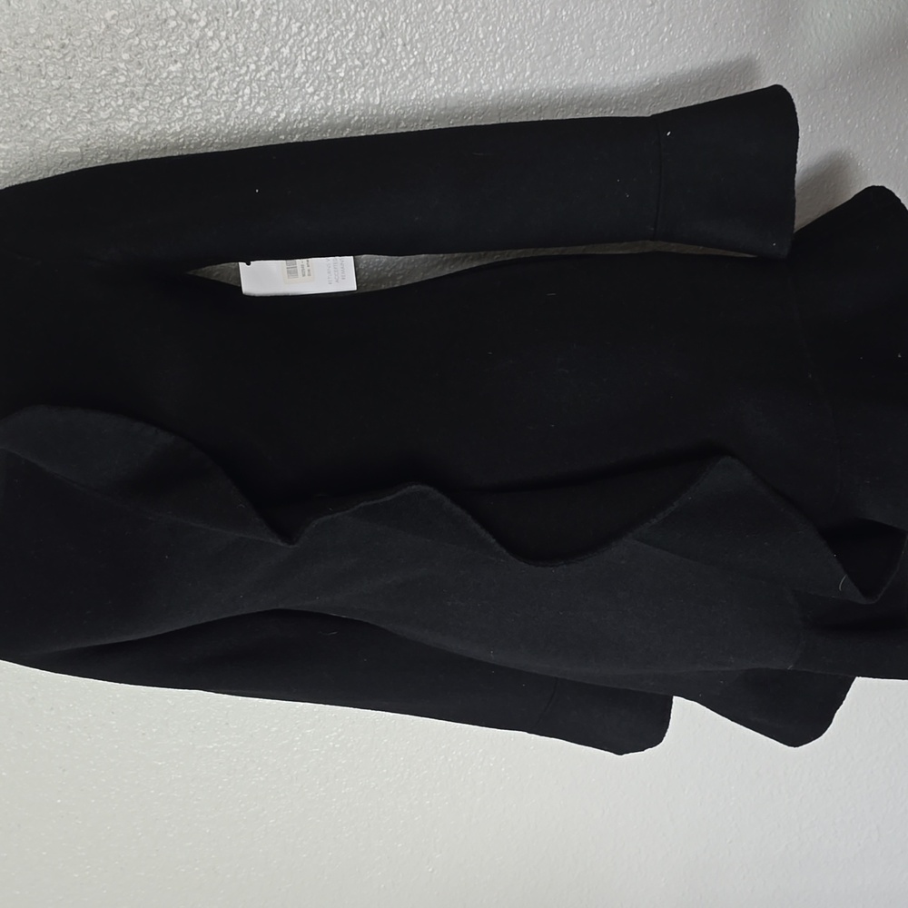 Goen. J Elegant Black Women's Coat - Picture 3 of 14